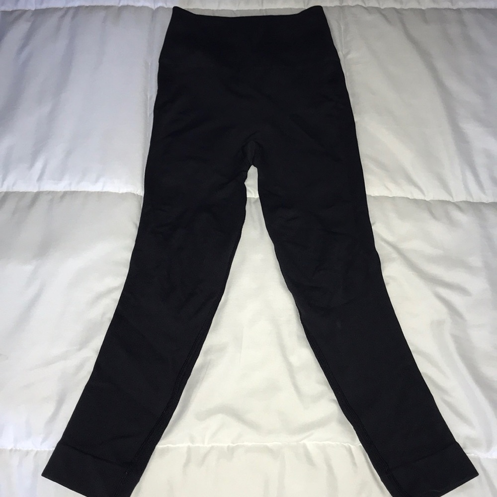 Like new lululemon athletica compression leggings
